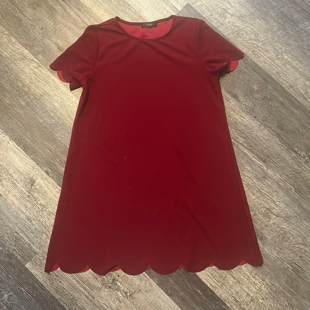 Red Scallop Edging Dress